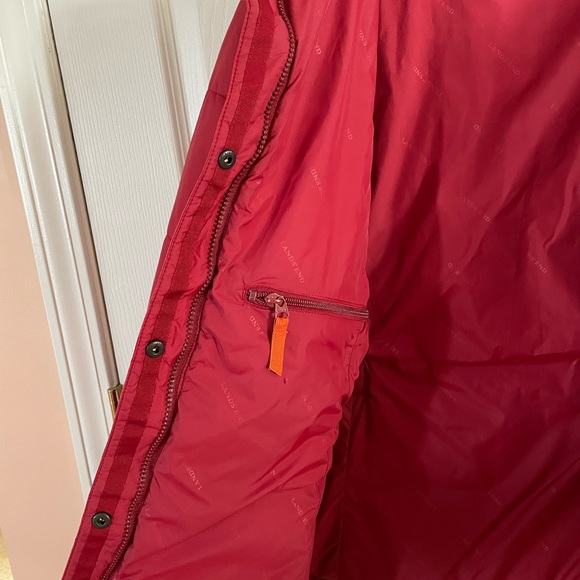 Lands' End Insulated Jacket with Sherpa Inner Collar - Picture 5 of 12
